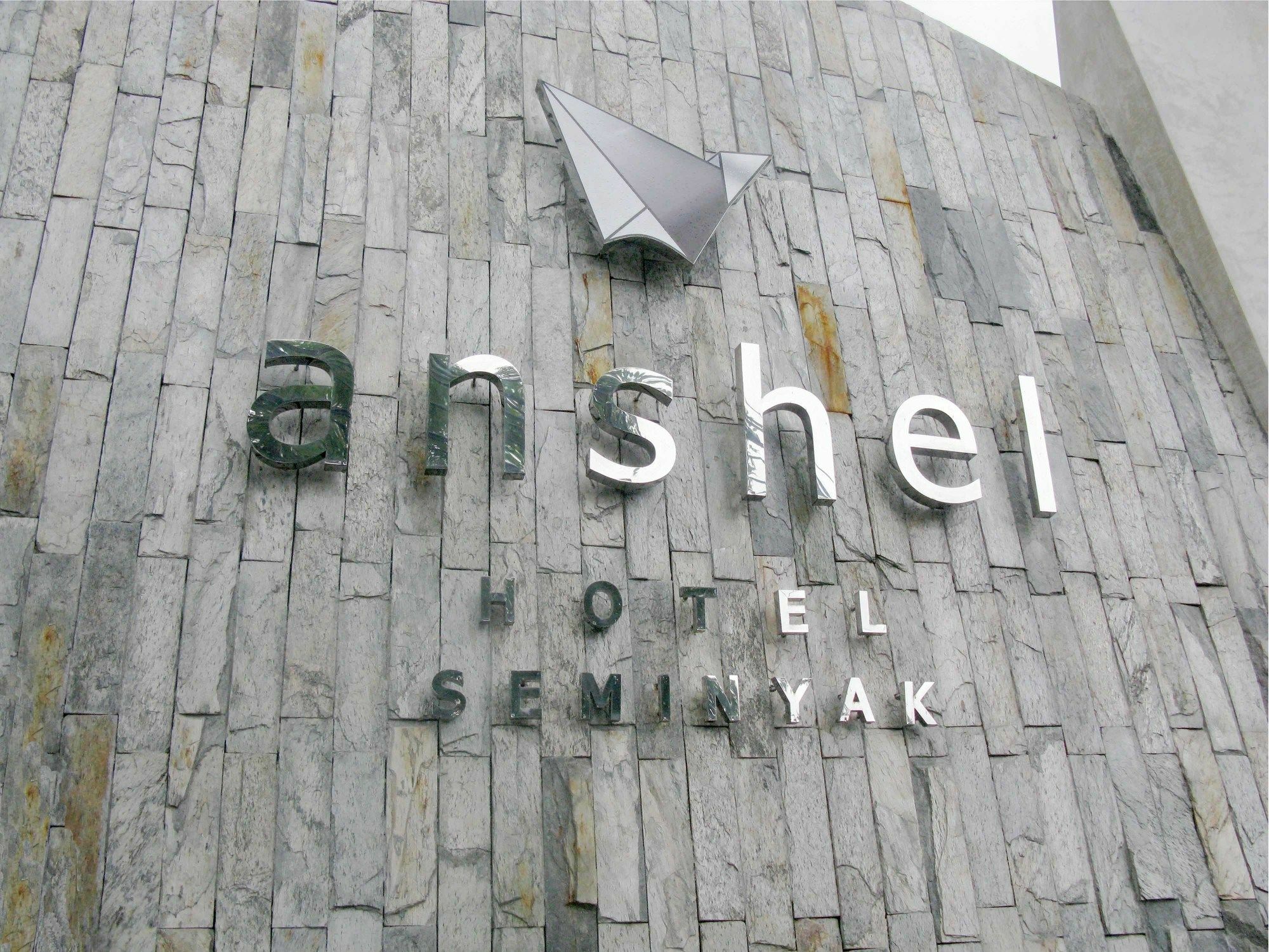 Anshel Hotel Seminyak Esterno foto